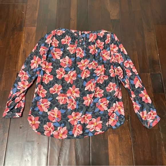 NWT Loft Blouse Women’s Small Petite Floral Work Sleeves Sheer Boat Neck - Picture 7 of 7